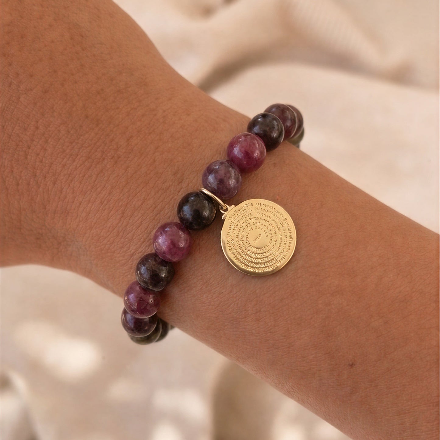Pulsera elasticada con padre nuestro - Piedra natural: Jade turmalina