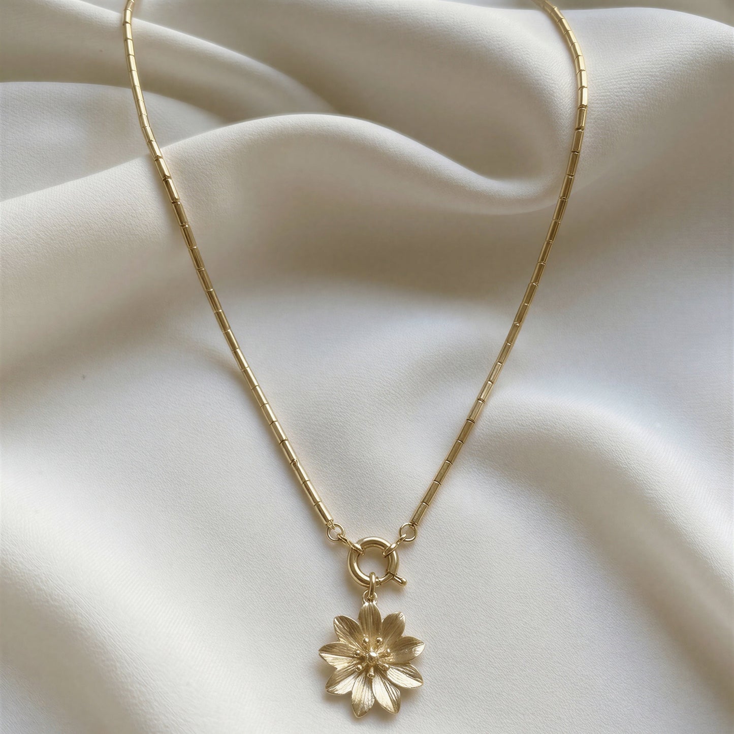 Collar mostacilla - Flor maciza - 45 cm
