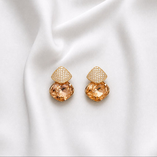 Aro ovalado con circón champagne – 21 mm