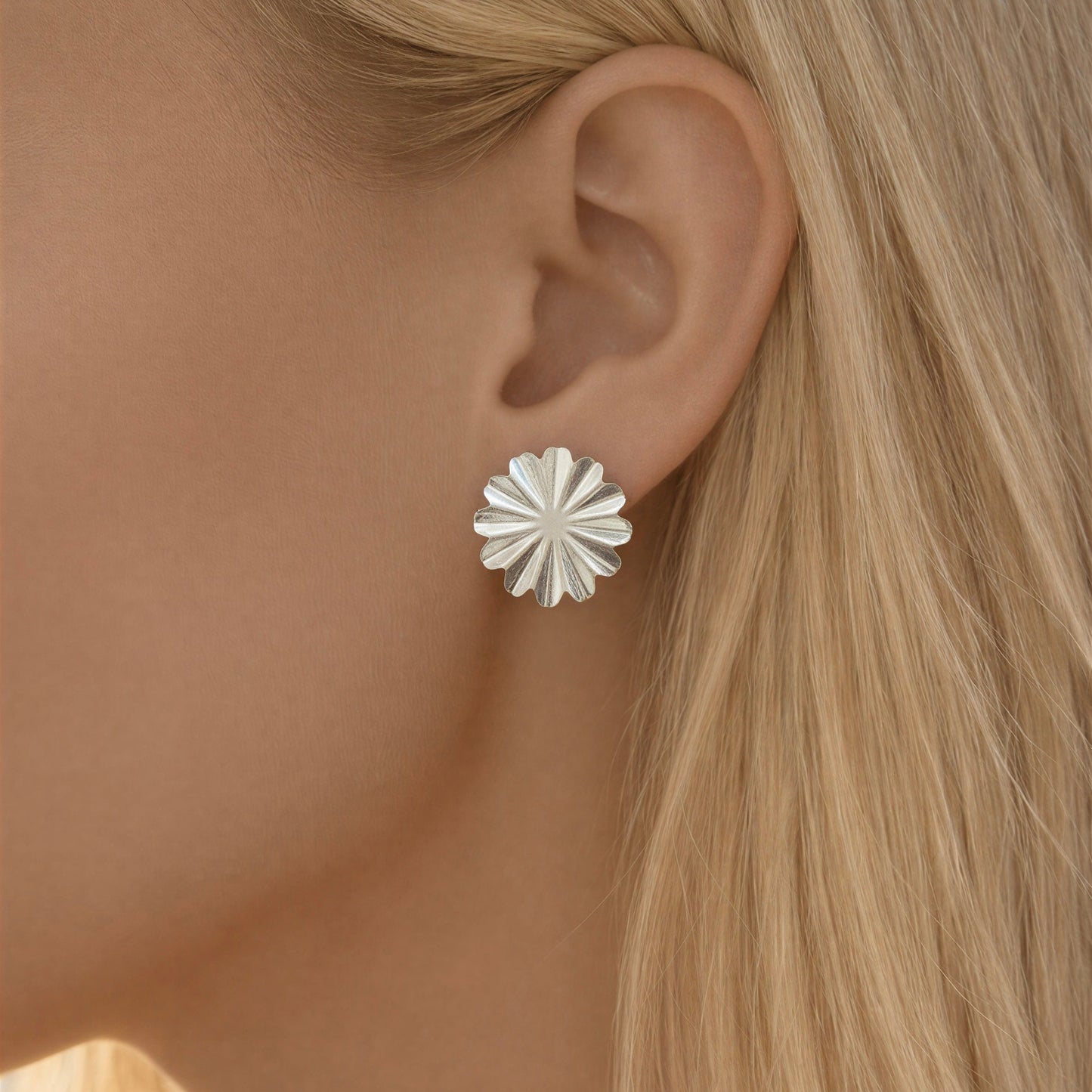 Aro flor con relieve - 28 mm