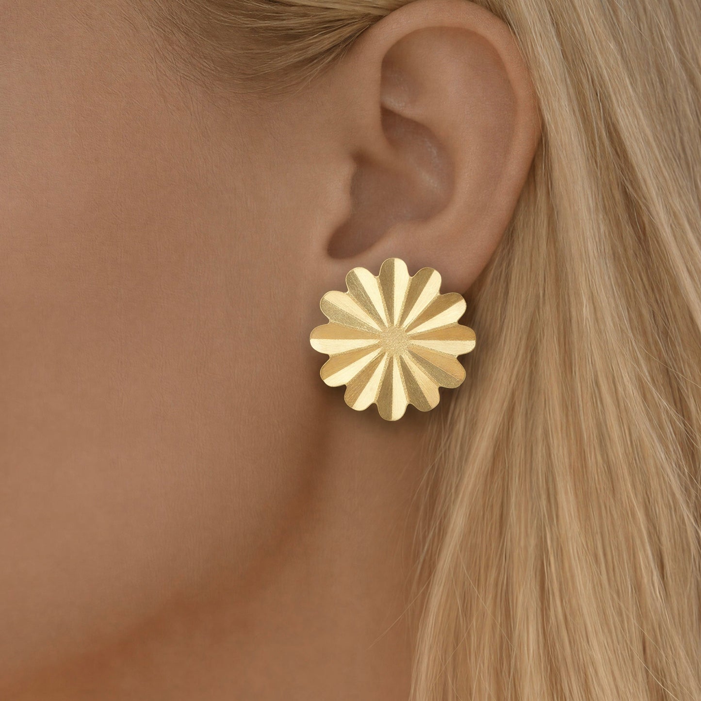 Aro flor con relieve - 28 mm