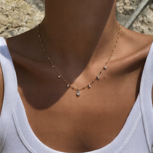 Collar pelotita - Punto de luz - 45 cm