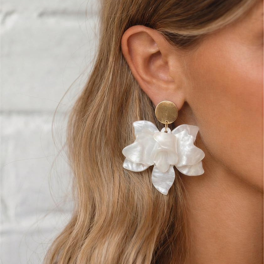 Aro flor nácar blanco - 56 mm