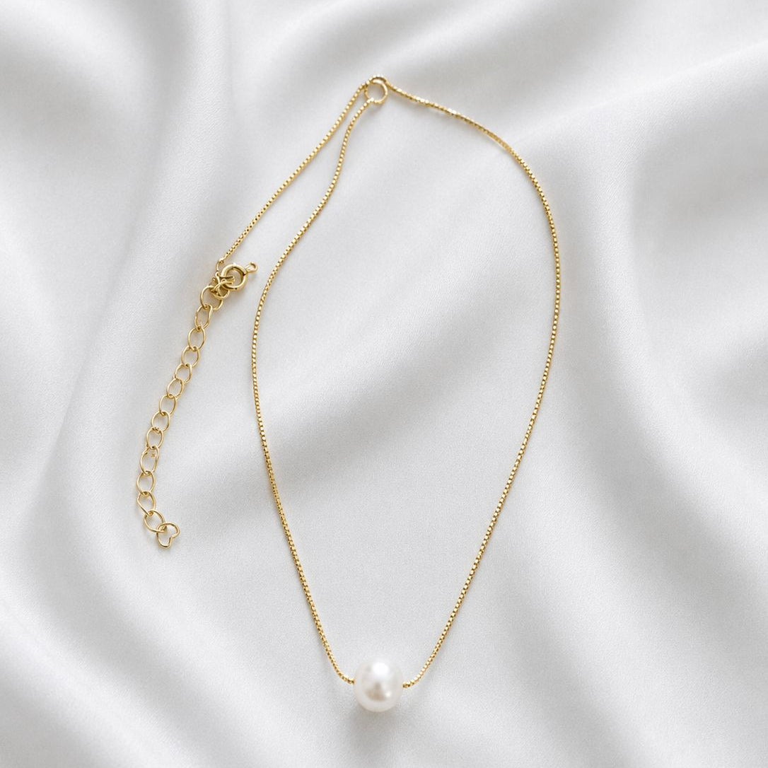 Collar con perla en el centro (6 mm) - 45 cm