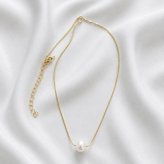 Collar con perla en el centro (6 mm) - 45 cm
