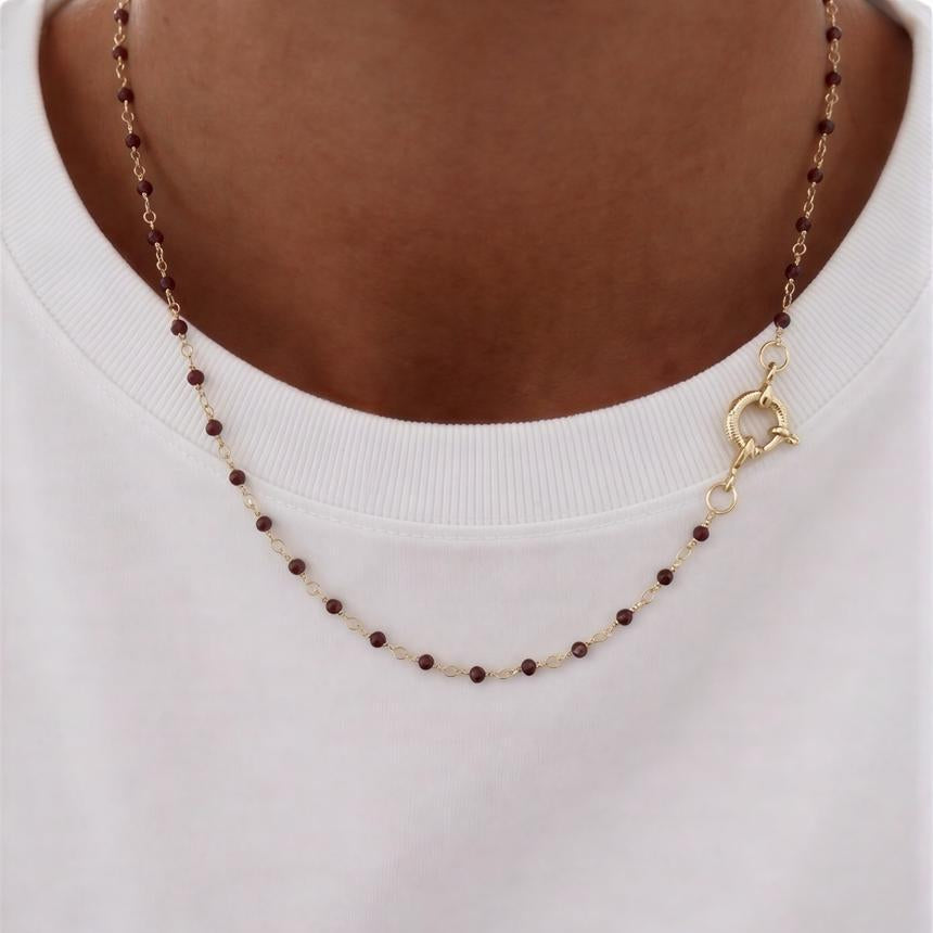 Collar entorchado con broche timón pequeño - Piedra natural: Granate - 45 cm